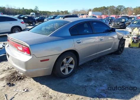 2014 Dodge Charger Se z USA, uszkodzony, nr VIN 2C3CDXBG1EH215432